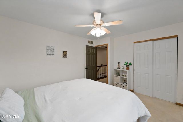 548 Fox View Court, Perrysburg, OH 43551