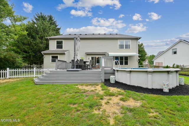 548 Fox View Court, Perrysburg, OH 43551