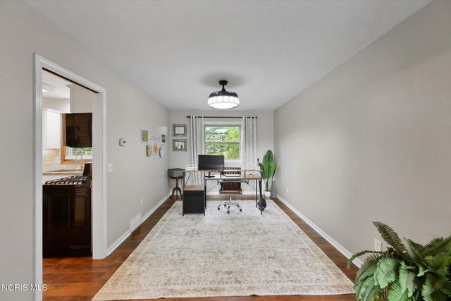 548 Fox View Court, Perrysburg, OH 43551