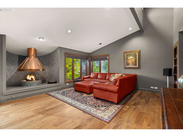 13237 KNAUS Rd, Lake Oswego, OR 97034