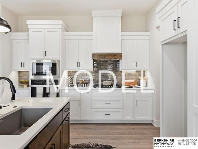 20126 S Street, Omaha, NE 68135