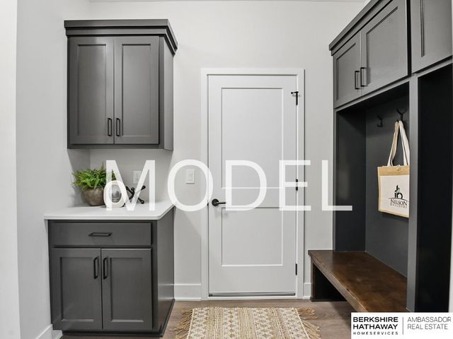 20126 S Street, Omaha, NE 68135