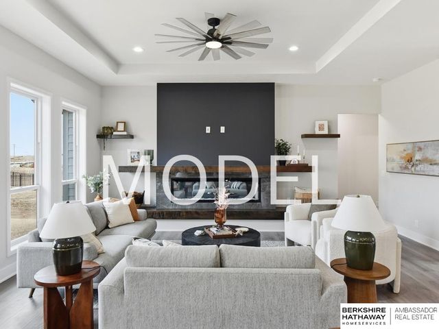 20126 S Street, Omaha, NE 68135