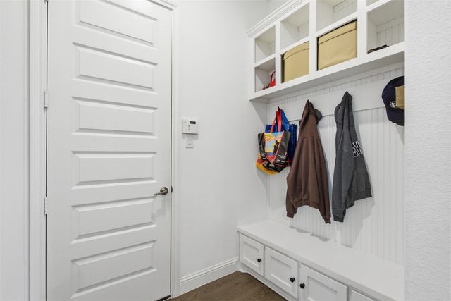 6008 Glenwood Drive, Joshua, TX 76058