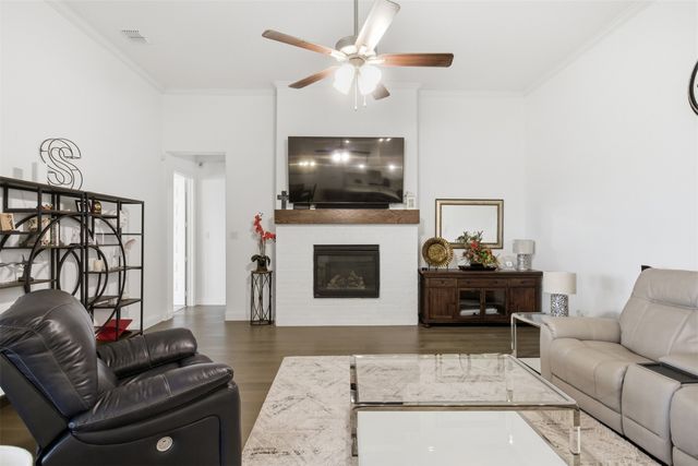 6008 Glenwood Drive, Joshua, TX 76058