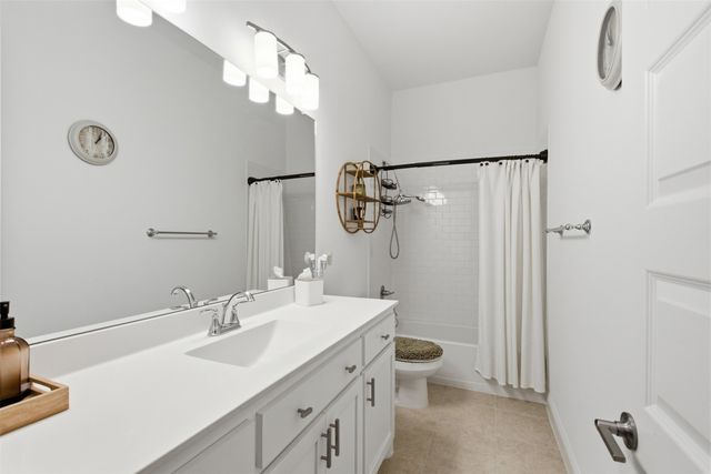 6008 Glenwood Drive, Joshua, TX 76058