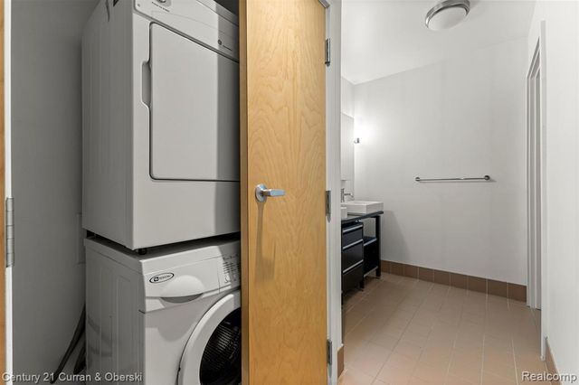 420 E Parent Avenue, Royal Oak, MI 48067