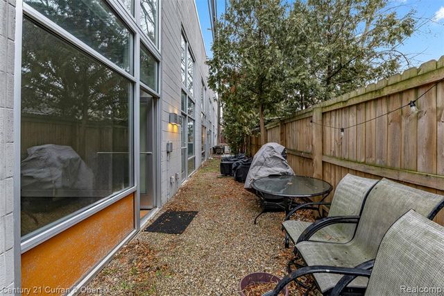 420 E Parent Avenue, Royal Oak, MI 48067