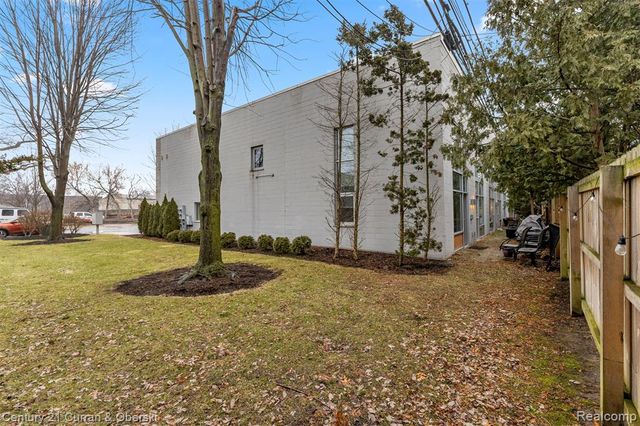 420 E Parent Avenue, Royal Oak, MI 48067