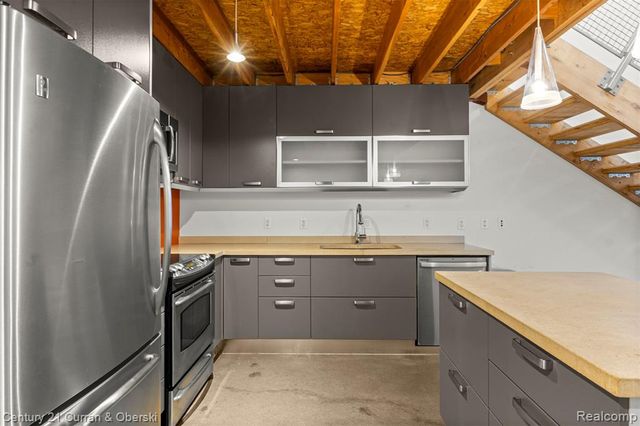 420 E Parent Avenue, Royal Oak, MI 48067