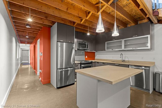 420 E Parent Avenue, Royal Oak, MI 48067