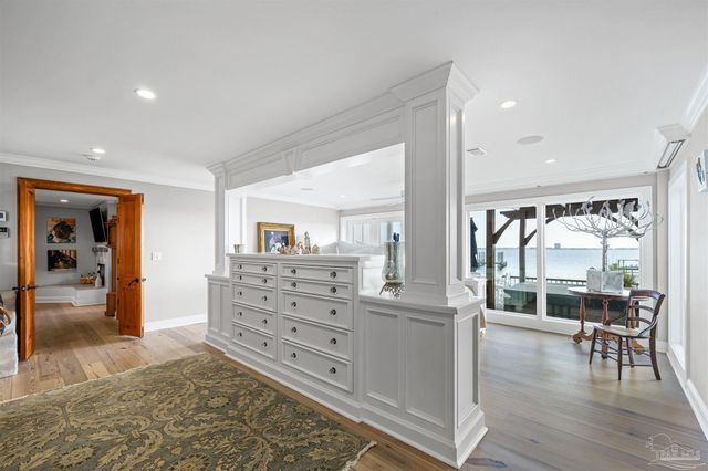 1323 Soundview Trl, Gulf Breeze, FL 32561