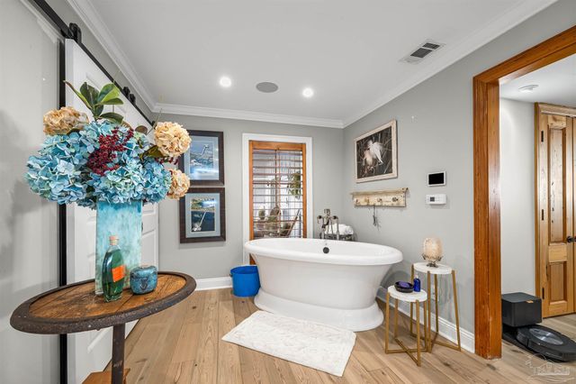 1323 Soundview Trl, Gulf Breeze, FL 32561