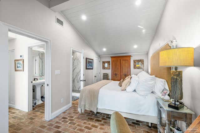 1323 Soundview Trl, Gulf Breeze, FL 32561