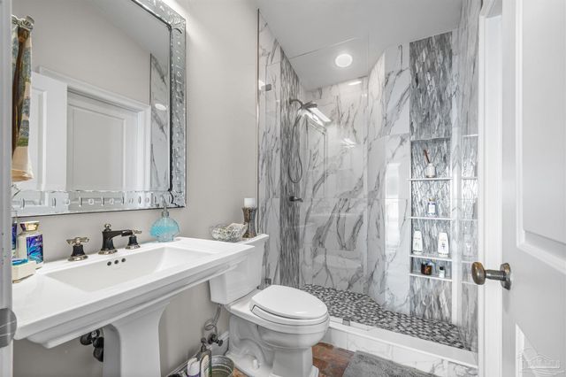 1323 Soundview Trl, Gulf Breeze, FL 32561