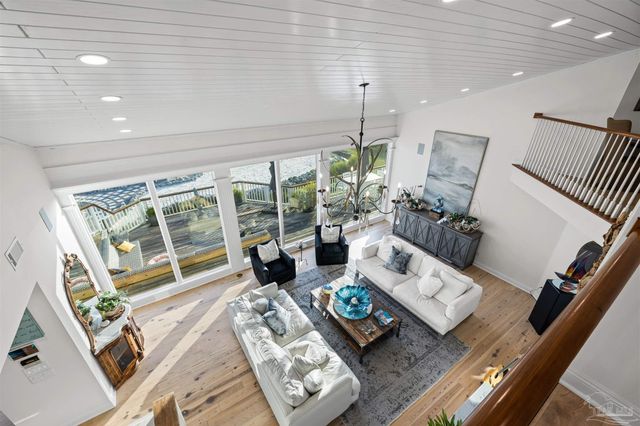 1323 Soundview Trl, Gulf Breeze, FL 32561