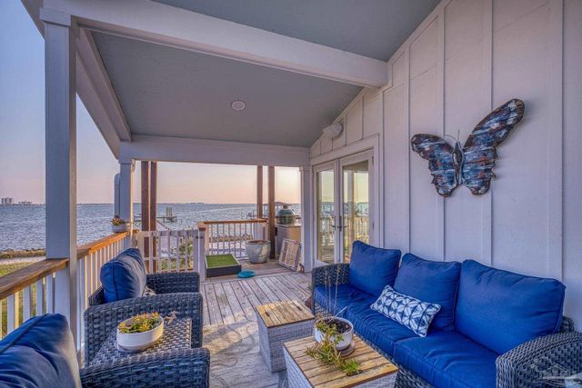 1323 Soundview Trl, Gulf Breeze, FL 32561