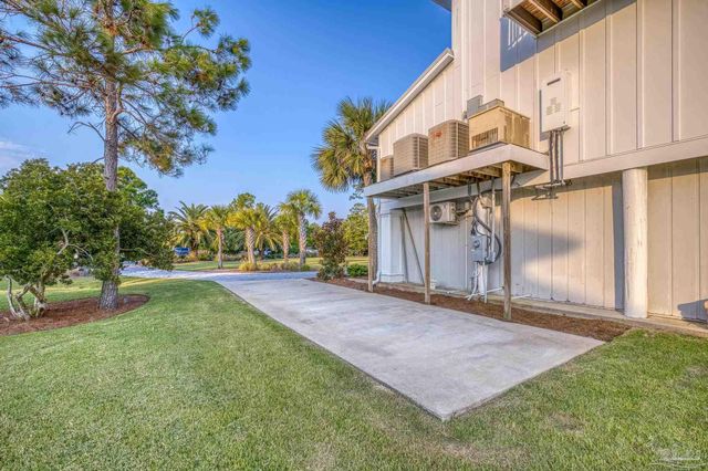 1323 Soundview Trl, Gulf Breeze, FL 32561