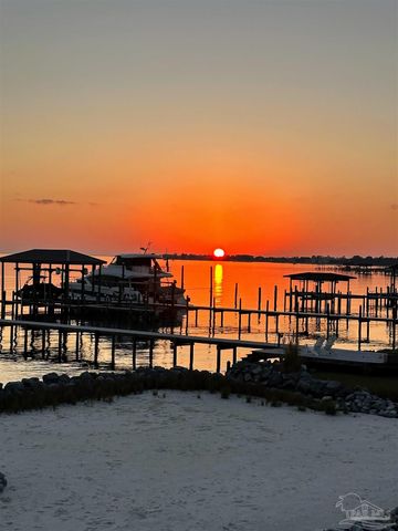 1323 Soundview Trl, Gulf Breeze, FL 32561
