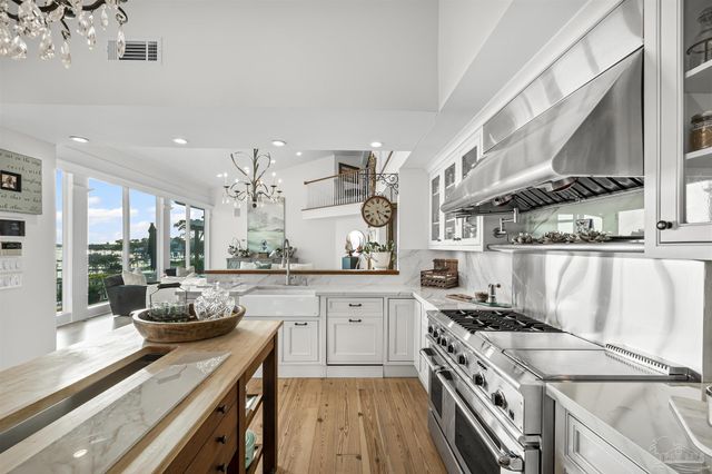 1323 Soundview Trl, Gulf Breeze, FL 32561