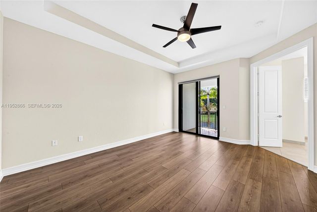 11616 SW 13th Ln, Pembroke Pines, FL 33025