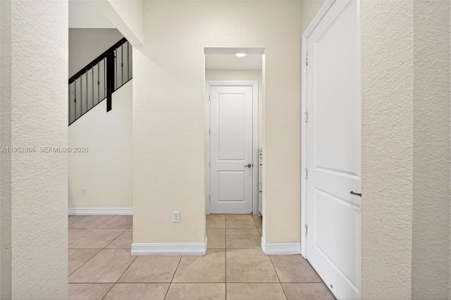 11616 SW 13th Ln, Pembroke Pines, FL 33025