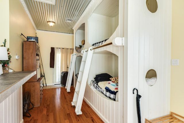 692 County Road 605, Angleton, TX 77515