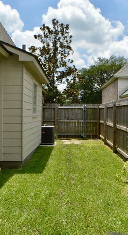 39430 Lakeland Ave, Prairieville, LA 70769