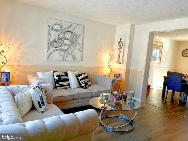 1204 CONEWAGO DR, Frederick, MD 21702