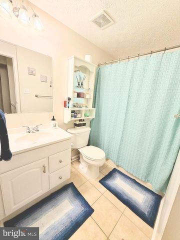 1204 CONEWAGO DR, Frederick, MD 21702