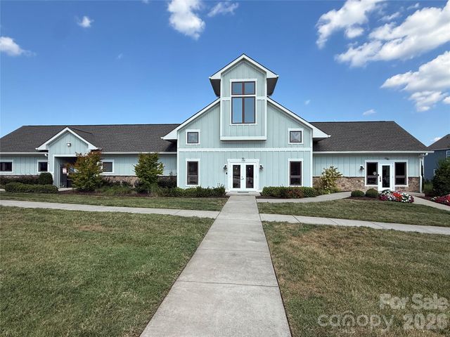 107 Longleaf Drive, Mooresville, NC 28117