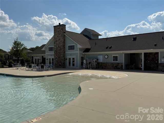 107 Longleaf Drive, Mooresville, NC 28117
