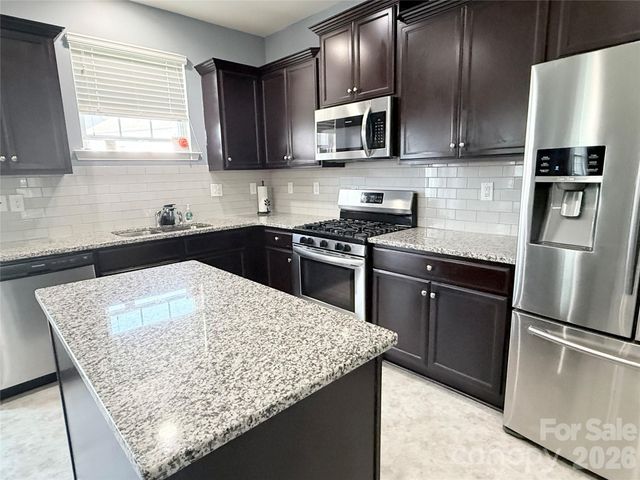 107 Longleaf Drive, Mooresville, NC 28117