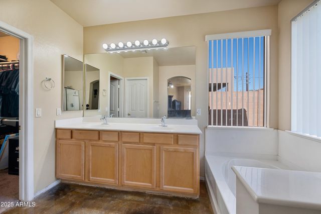 3147 E VALLEJO Drive, Gilbert, AZ 85298