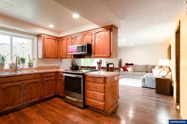 5053 Cindy Pl SE, Salem, OR 97306