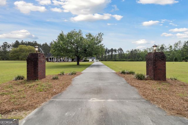 2571 Edgar Hodges Road, Claxton, GA 30417