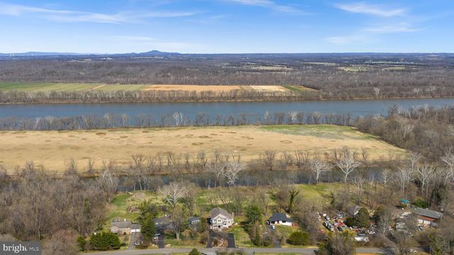 19451 YOUNGS CLIFF RD, Sterling, VA 20165