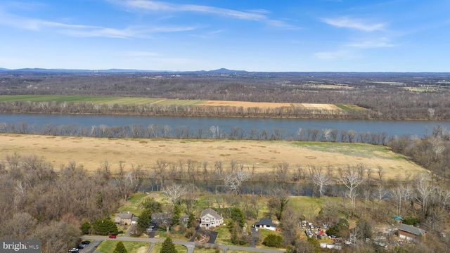 19451 YOUNGS CLIFF RD, Sterling, VA 20165