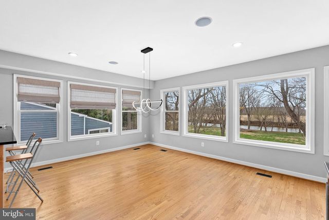 19451 YOUNGS CLIFF RD, Sterling, VA 20165