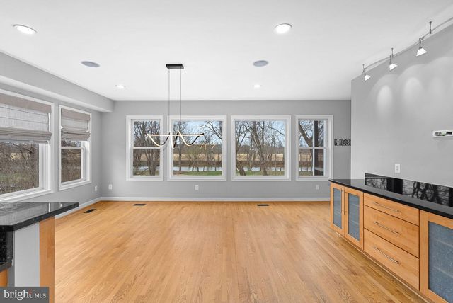 19451 YOUNGS CLIFF RD, Sterling, VA 20165