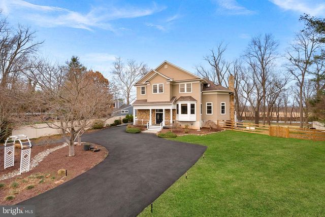 19451 YOUNGS CLIFF RD, Sterling, VA 20165