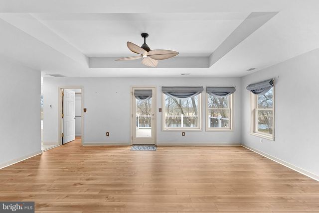 19451 YOUNGS CLIFF RD, Sterling, VA 20165