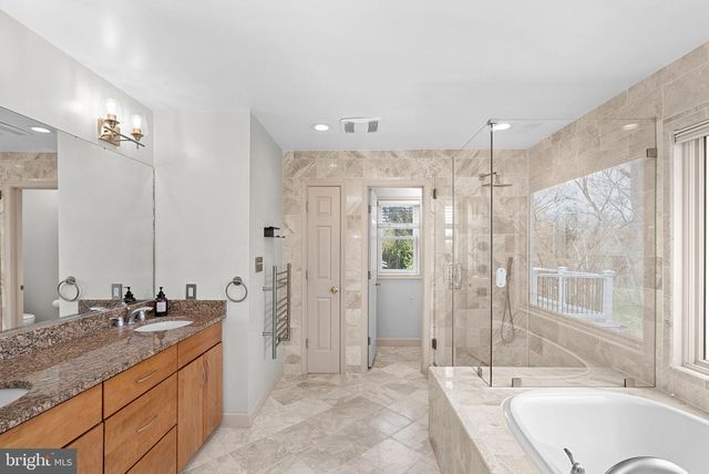 19451 YOUNGS CLIFF RD, Sterling, VA 20165