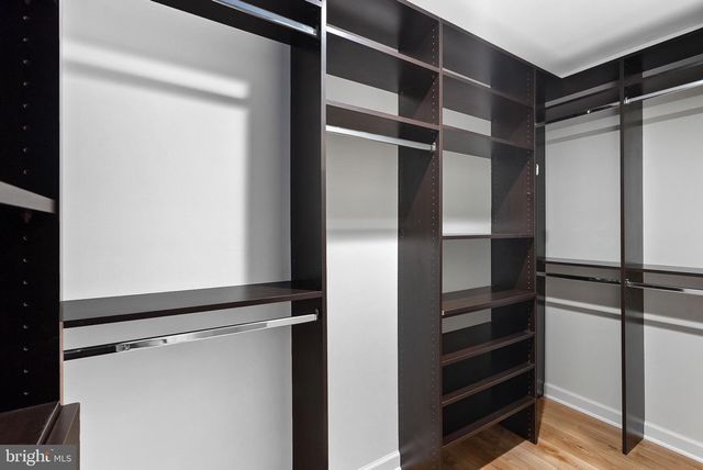 19451 YOUNGS CLIFF RD, Sterling, VA 20165