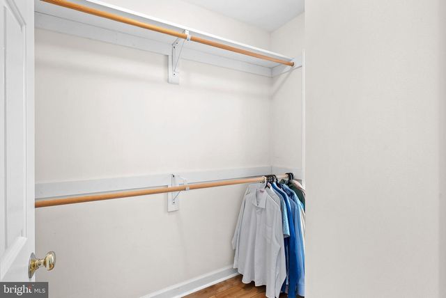 19451 YOUNGS CLIFF RD, Sterling, VA 20165