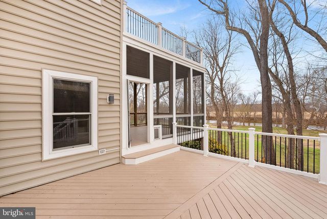 19451 YOUNGS CLIFF RD, Sterling, VA 20165