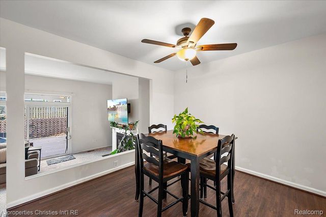 41327 Lagoon Court, Northville, MI 48167