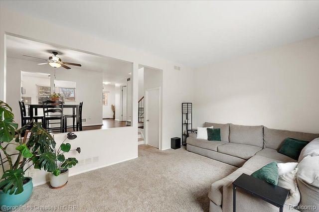 41327 Lagoon Court, Northville, MI 48167