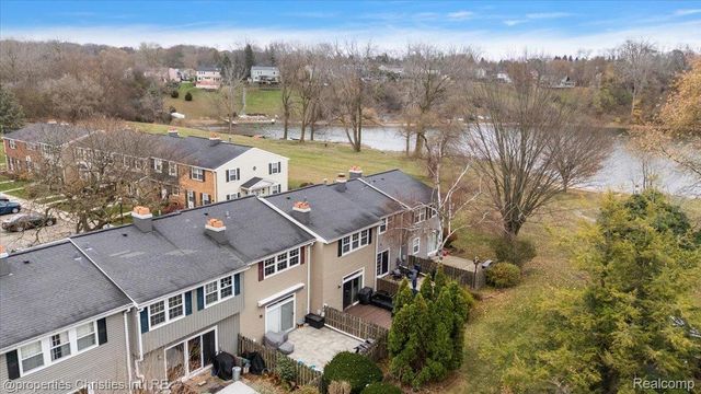 41327 Lagoon Court, Northville, MI 48167