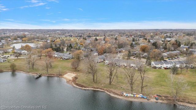 41327 Lagoon Court, Northville, MI 48167